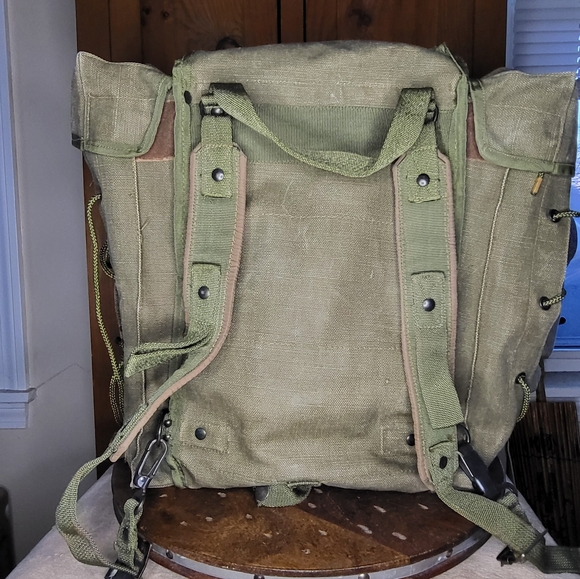 Italian Military Rucksack - Picture 9 of 14